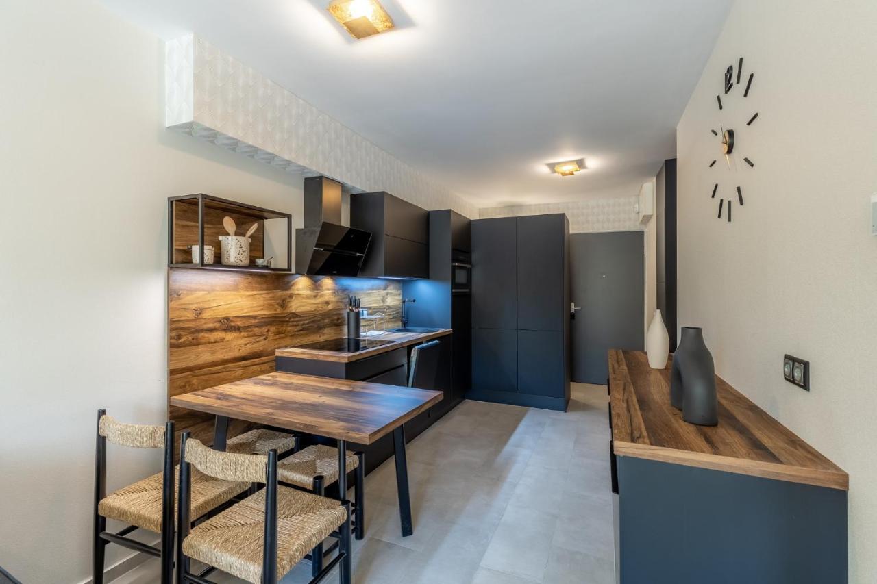 Marinelake Apartman Balatonfoeldvar By Bltn المظهر الخارجي الصورة